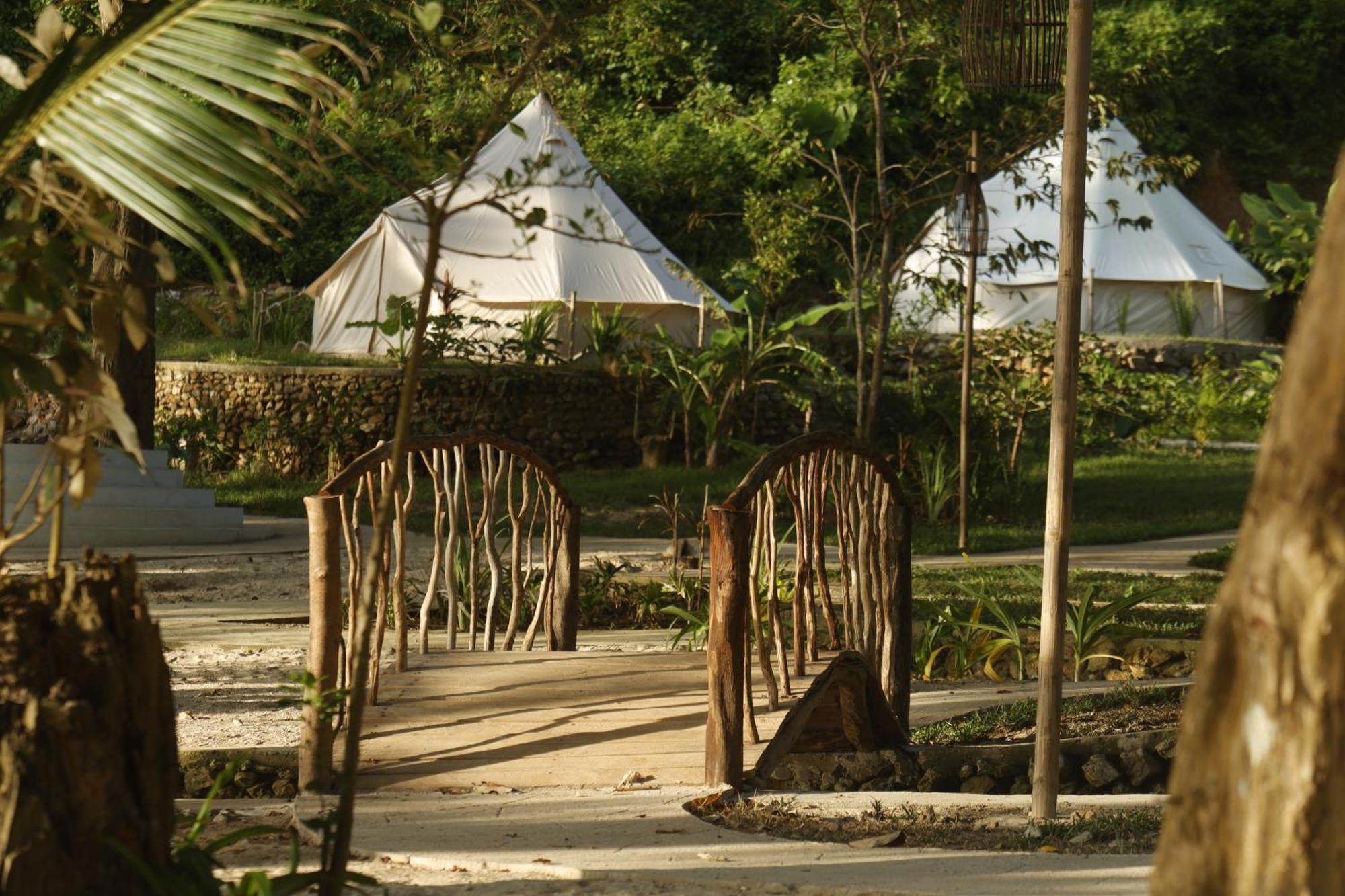 Parada Beach Camp 爱妮岛 外观 照片